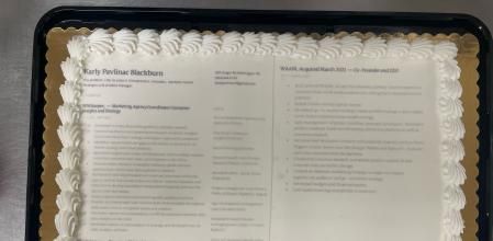 Karly decidió innovar y enviar una original carta de presentación a Nike.