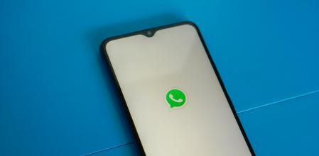 La aplicación móvil de WhatsApp suele ocupar mucho espacio de archivos.