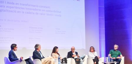 Mesa redonda de la Jornada Reimagine Textile en el Tecnocampus