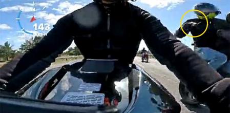 Las imágenes registradas muestran el intento de robo