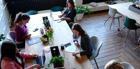 Siete de cada 10 puestos de dirección de las compañías FinTech está ocupado por mujeres