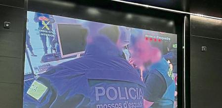 Roda de premsa al Complex Egara on s'ha fet balanç de la participació dels Mossos d'Esquadra i la Guàrdia Civil a la investigació internacional