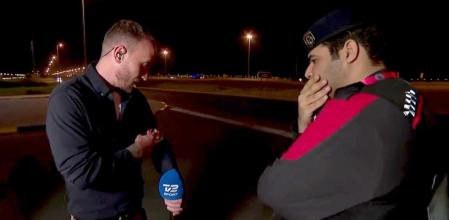 La policía de Qatar exige a un periodista que se quite el brazalete arcoíris: “¿Por qué no está permitido?”