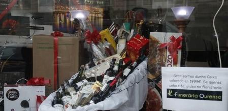 La cesta de Navidad que sorteó la funeraria en 2018