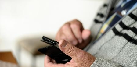 Además de aplicaciones móviles, también hay relojes y otros dispositivos con sistemas de localización.