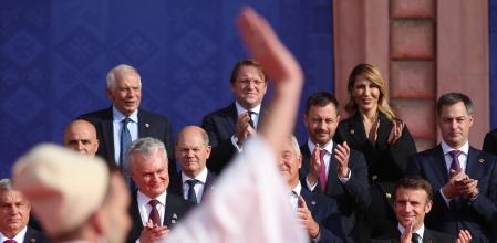 Tirana (Albania), 06/12/2022.- Leaders of EU and Western Balkans countries watch a traditional dance performance during the EU-Western Balkans summit in Tirana, Albania, 06 December 2022. Leaders of the European Union (EU) and their counterparts from Albania, Bosnia and Herzegovina, Kosovo, Montenegro, North Macedonia and Serbia converged in Tirana for a one day summit presenting the EU's willingness for tangible steps for the Western Balkans countries to join the bloc rather than just promises. (Bosnia-Herzegovina)