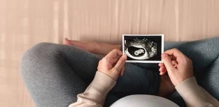 La técnica de preservación de la fertilidad más utilizada en las mujeres es la congelación de óvulos