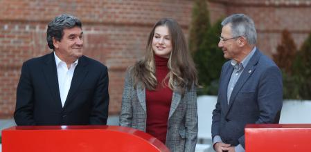 La Princesa Leonor de Borbón llega a la oficina Central de Cruz Roja Española junto al ministro de Inlcusión, Seguridad Social y Migraciones, José Luis Escrivá y el presidente de Cruz Roja, Javier Senent,
15/12/2022