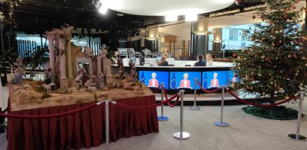 La Eurocámara luce por primera vez un belén este año, por iniciativa de la delegación española del Partido Popular Europeo