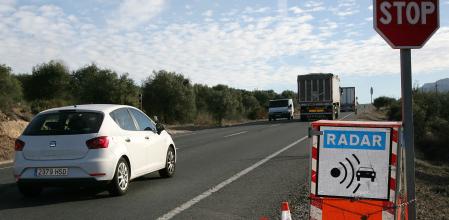 Radar movil carretera N-420 Mora Falset Foto Vicenç Llurba Lv 13-01-2016