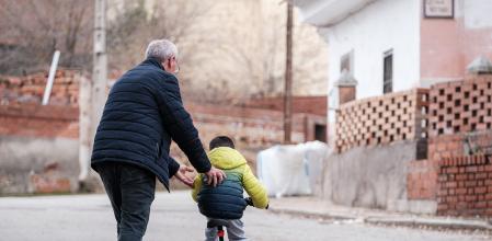 Los retos solidarios son capaces de unir grandes y pequeños para lograr un objetivo común.