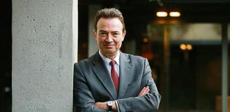 Arturo Gonzalo Aizpiriz accedió al cargo de consejero delegado de Enagás, el operador de la red de gas española, el 22 de marzo del 2022. Apenas dos días después, Rusia invadió Ucrania desatando una guerra que dura hasta hoy y que ha provocado la mayor crisis del sector gasista en la historia moderna. 

Suscríbete a nuestro canal: http://bit.ly/suscribeteLV

Lee esta y más historias en https://www.guyanaguardian.com/

Síguenos en:
Instagram: https://www.instagram.com/lavanguardia/
Twitter: https://twitter.com/LaVanguardia
Facebook: https://es-la.facebook.com/LaVanguardia