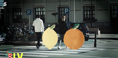 Kiko Hernández huye en el maletero de un coche para refugiarse en un hotel de Melilla