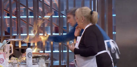 El peligroso percance de Carmina Barrios y Mario Vaquerizo en ‘MasterChef Navidad’: “¡Fuego!”