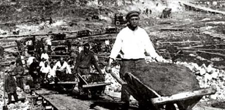 Decenas de miles de “kulaks” fueron represaliados y facturados al Gulag, 1930.