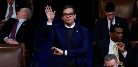 George Santos, durante una de las votaciones de la semana pasada en la Cámara de Representantes para elegir a su presidente, el también republicano Kevin McCarthy