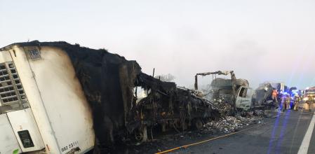 Pie?Caption (Pie) del objeto multimedia. También es agregado a la cabecera del objeto, junto con el Título. Accidente en la Ap7/ap2, en Banyeres del Penedès, con una víctima mortal, el 22 de febrero de 2022 Servei Català de Trànsit (SCT)