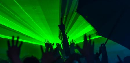 Una discoteca de Pamplona permite la entrada gratis si te llamas Clara y otra si llevas un Casio