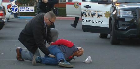 Chunli Zhao, de 66 años, fue detenido por la matanza de Half Moon Bay en el aparcamiento de la policía