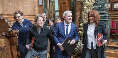 PLENO DEL AYUNTAMIENTO DE BARCELONA. DAVID ESCUDÉ, JAUME COLLBONI, LAIA BONET