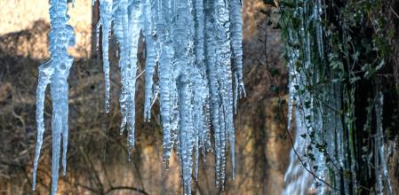 Helada en la riera Lluçanès.