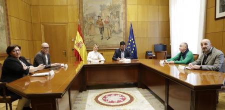 La reunión de los sindicatos y el Gobierno por el SMI, este martes