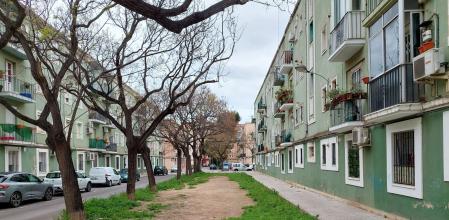 Viviendas en el grupo Virgen de los Desamparados de València, en el barrio de Tres Forques