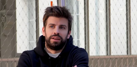 Gerard Piqué en la entrevista con John Nellis.