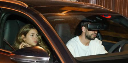 Clara Chía y Piqué en el coche