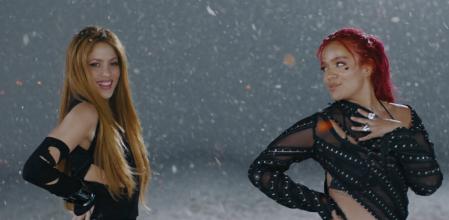Shakira y Karol G sacan toda la artillería en 'Te quedó grande'.