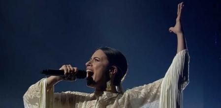 Blanca Paloma durante su actuación en el Festival da Canção de Portugal