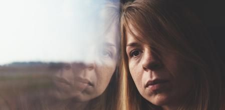 Las mujeres son, junto a los jóvenes, quienes presentan más problemas de salud mental