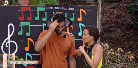 El garrafal fallo de Asraf Beno en ‘Supervivientes 2023’ a costa de una canción de Isabel Pantoja: “Me van a matar”