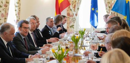 Alberto Núñez Feijóo estuvo ayer en la embajada de Suecia