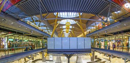 Interior de la T4 del aeropuerto de Barajas