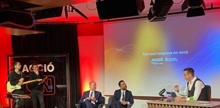 El conseller d'Empresa i Treball , Roger Torrent, i el conseller delegat d'ACCIÓ, Albert Castellanos, durant lesjornades 