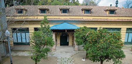 REPORTAJE DEL ANTIGUO EDIFICIO DEL LA FONT DEL GAT Y ENTORNO UBICADO EN LOS JARDINES LARIBAL DE LA MONTAÑA DE MONTJUIC