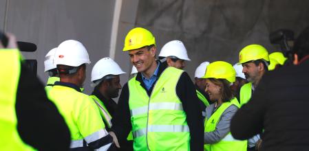 Pedro Sánchez visita un tramo de la B-40, entre Olesa de Montserrat y Viladecavalls