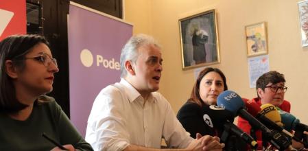 Estefanía Blanes, Héctor Illueca, Rosa Pérez y Pilar Lima, este jueves en la presentación del acuerdo.