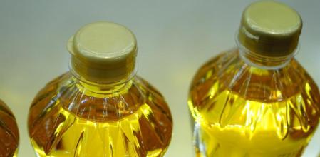 No tires la anilla plástica de las botellas de aceite, utilízala así

Suscríbete a nuestro canal: http://bit.ly/suscribeteLV

Lee esta y más historias en https://www.guyanaguardian.com/

Síguenos en:
Instagram: https://www.instagram.com/lavanguardia/
Twitter: https://twitter.com/LaVanguardia
Facebook: https://es-la.facebook.com/LaVanguardia