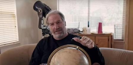 Un terraplanista gasta sus ahorros en demostrar que la Tierra es plana y termina probando que es redonda