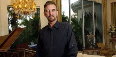 Un hombre que ganó 27 millones de dólares en la lotería dilapidó todo el premio en solo cinco años