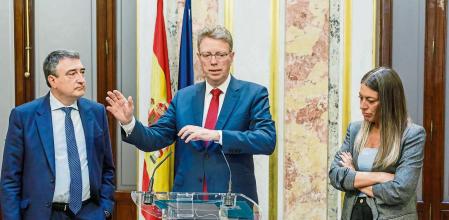 Pleno Congreso Debate Ley vivienda Aitor Esteban Ferran Bel y Miriam Nogueras