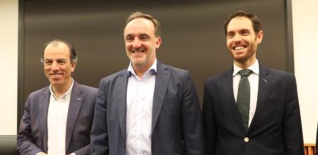 Los diputados Sergio Sayas y Carlos García Adanero junto a Javier Esparza en 2019