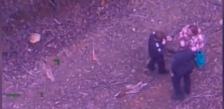 Una mujer se pierde en la selva durante cinco días y sobrevive a base de una botella de vino y dulces