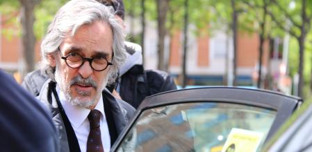 Cristóbal Martell, abogado de Dani Alves, saliendo de la Ciutat de la Justícia en una imagen reciente