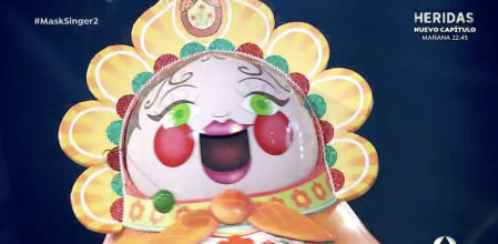 Una famosa top model argentina bajo la Matrioska de 'Mask Singer'