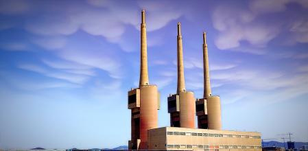 Las Tres Chimeneas de Sant Adrià de Besòs.