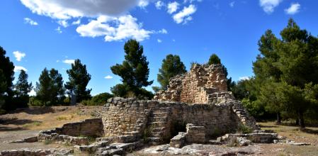Torre Cremada - Valdeltormo (Teruel).