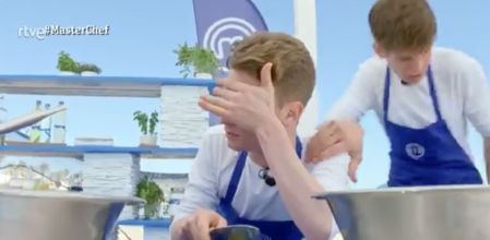 “Qué broma de edición”: indignación por el ‘paripé’ de Luca en ‘MasterChef’ antes de romperse durante la expulsión